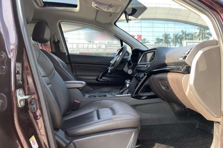 Used GAC Trumpchi GS4 2016 235T G-DCT Luxury Edition Interior 3