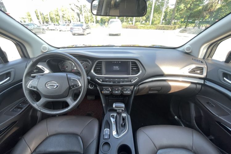 Used GAC Trumpchi GS4 2016 235T G-DCT Luxury Edition Interior 4