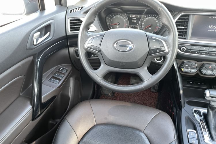 Used GAC Trumpchi GS4 2016 235T G-DCT Luxury Edition Interior 5
