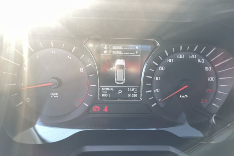 Used GAC Trumpchi GS4 2016 235T G-DCT Luxury Edition Odometer Close Up