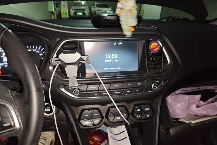 Used GAC Trumpchi GS4 2016 235T G-DCT Luxury Edition Audio And AC Panel