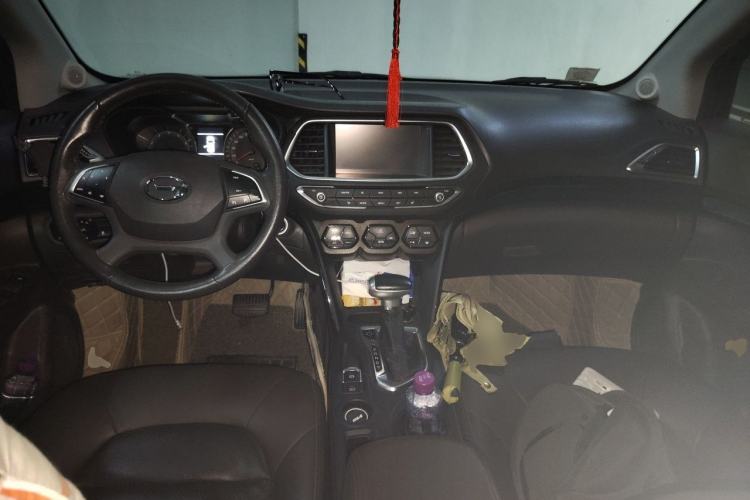 Used GAC Trumpchi GS4 2016 235T G-DCT Luxury Edition Center Console