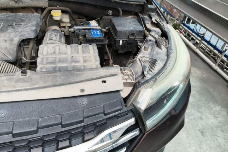 Used GAC Trumpchi GS4 2016 235T Manual Luxury Edition Engine Bay Left