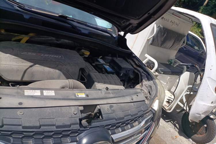 Used GAC Trumpchi GS4 2016 235T G-DCT Elite Edition Engine Bay Left