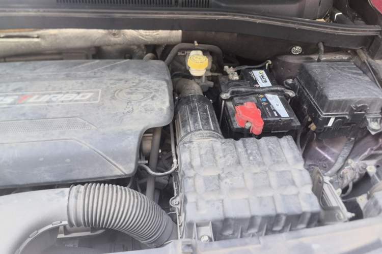 Used GAC Trumpchi GS4 2016 235T G-DCT Luxury Edition Engine Bay Left