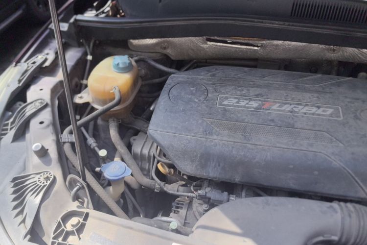 Used GAC Trumpchi GS4 2016 235T G-DCT Luxury Edition Engine Bay Right