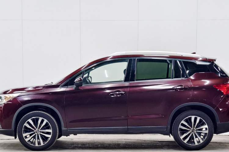 Used GAC Trumpchi GS4 2016 235T G-DCT Luxury Edition Exterior 4
