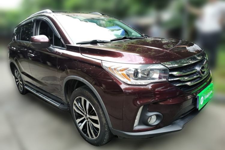 Used GAC Trumpchi GS4 2016 235T Manual Luxury Edition Front Right 45 Deg