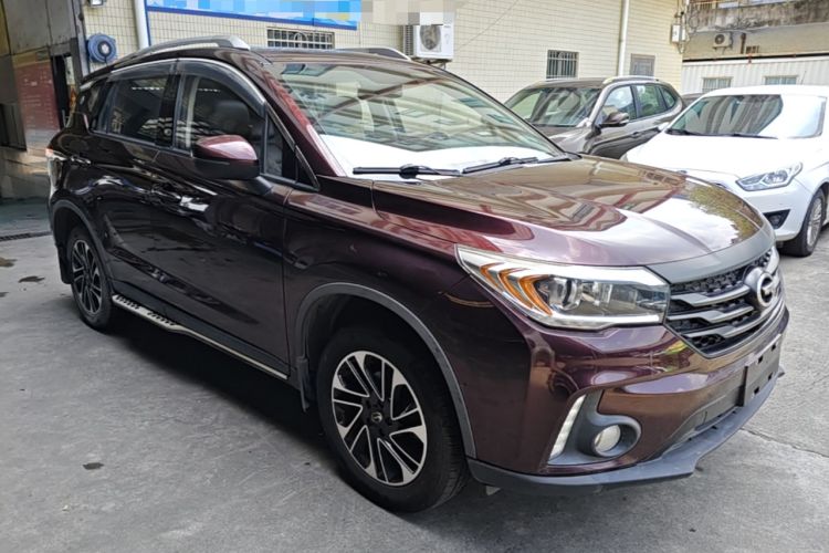 Used GAC Trumpchi GS4 2016 235T G-DCT Elite Edition Front Right 45 Deg