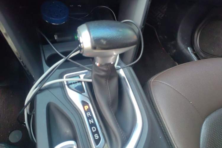 Used GAC Trumpchi GS4 2016 235T G-DCT Luxury Edition Gear Lever