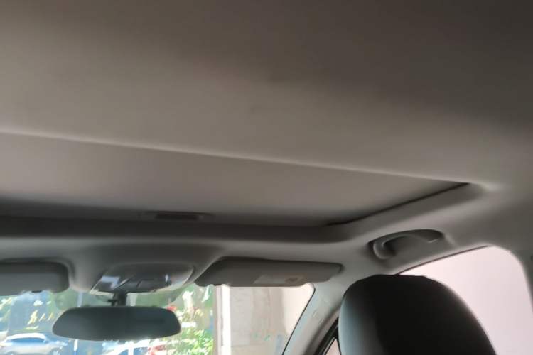 Used GAC Trumpchi GS4 2016 235T G-DCT Luxury Edition Headliner