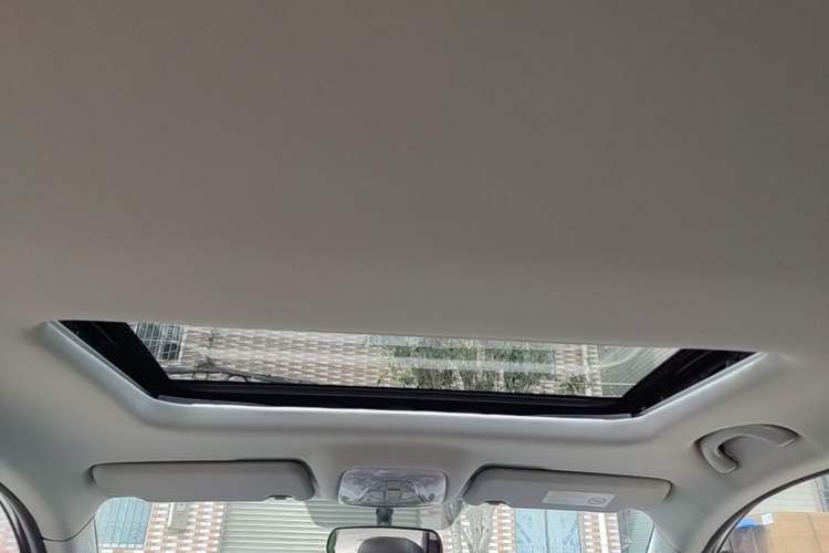 Used GAC Trumpchi GS4 2016 235T G-DCT Luxury Edition Headliner