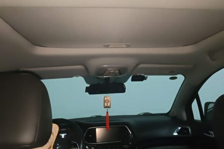 Used GAC Trumpchi GS4 2016 235T G-DCT Luxury Edition Headliner