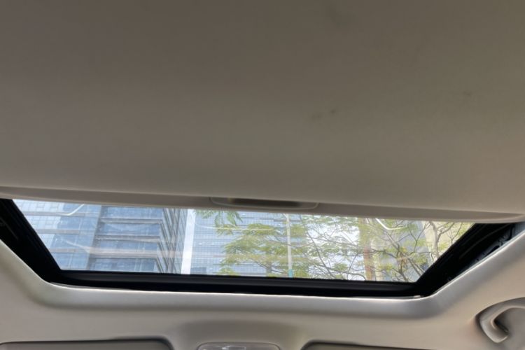 Used GAC Trumpchi GS4 2016 235T G-DCT Elite Edition Headliner