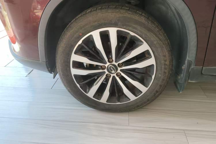 Used GAC Trumpchi GS4 2016 235T G-DCT Luxury Edition Left Front Wheel Hub