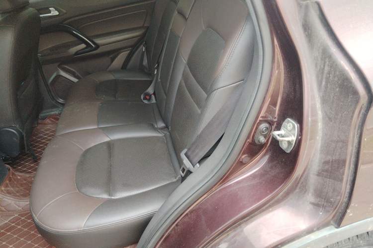 Used GAC Trumpchi GS4 2016 235T Manual Luxury Edition Left Rear Seat