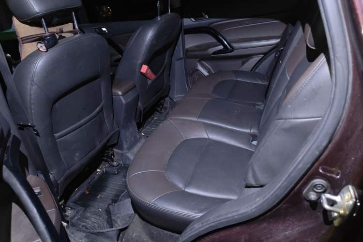 Used GAC Trumpchi GS4 2016 235T G-DCT Elite Edition Left Rear Seat