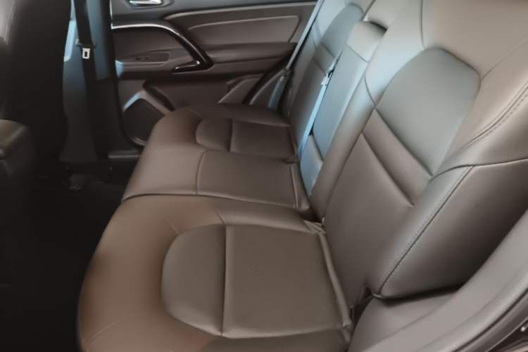 Used GAC Trumpchi GS4 2016 235T G-DCT Luxury Edition Left Rear Seat