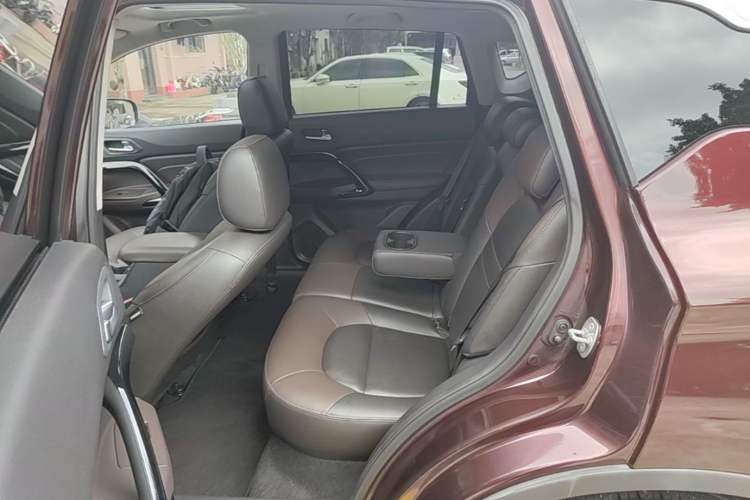 Used GAC Trumpchi GS4 2016 235T G-DCT Luxury Edition Left Rear Seat