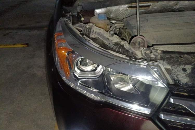 Used GAC Trumpchi GS4 2016 235T G-DCT Elite Edition Right Front Headlight
