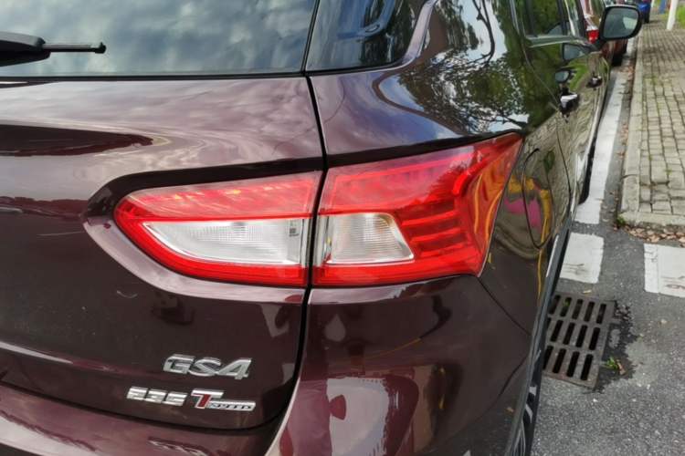 Used GAC Trumpchi GS4 2016 235T G-DCT Luxury Edition Right Rear Taillight