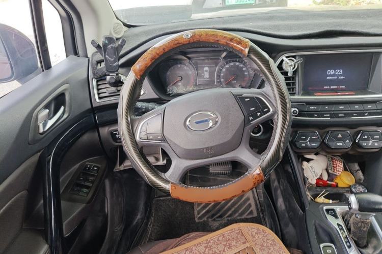 Used GAC Trumpchi GS4 2016 235T G-DCT Luxury Edition Steering Wheel