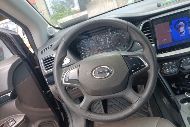 Used GAC Trumpchi GS4 2016 235T G-DCT Elite Edition Steering Wheel
