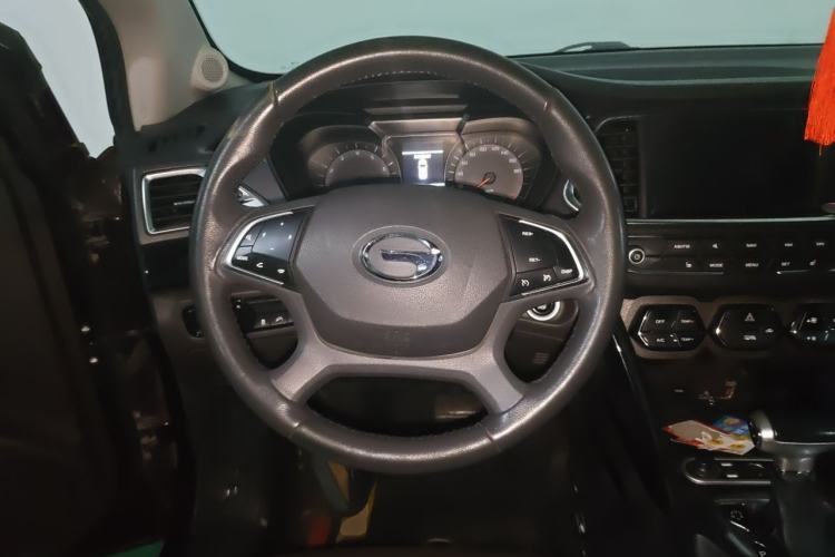 Used GAC Trumpchi GS4 2016 235T G-DCT Luxury Edition Steering Wheel