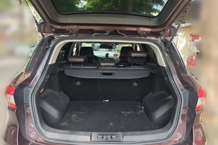 Used GAC Trumpchi GS4 2016 235T G-DCT Luxury Edition Trunk