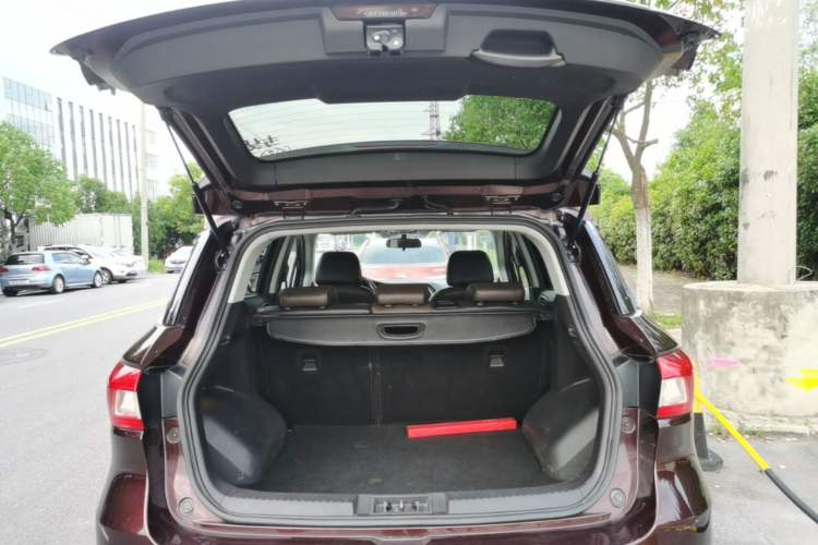 Used GAC Trumpchi GS4 2016 235T G-DCT Luxury Edition Trunk