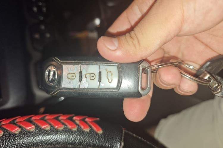 Used GAC Trumpchi GS4 2016 235T G-DCT Elite Edition Vehicle Key