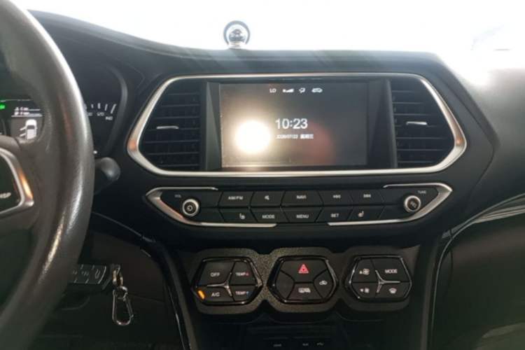 Used GAC Trumpchi GS4 2016 235T Manual Luxury Edition Audio And AC Panel