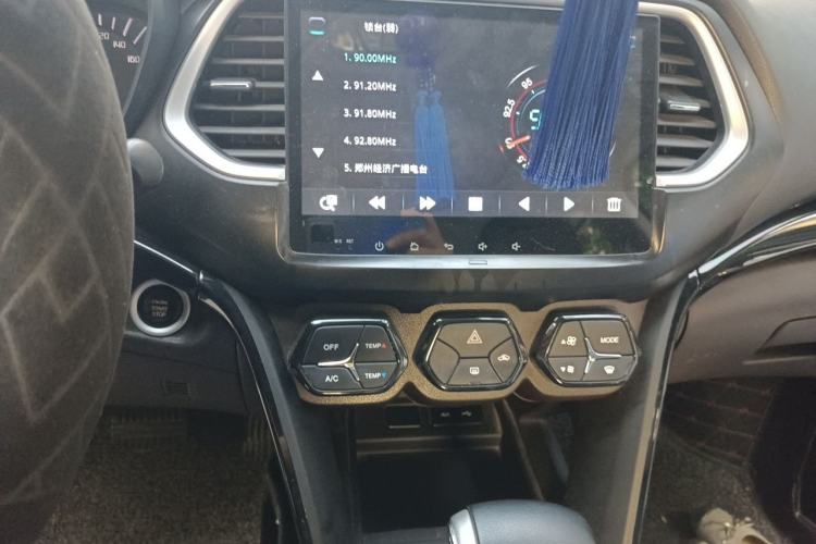 Used GAC Trumpchi GS4 2016 235T G-DCT Elite Edition Audio And AC Panel