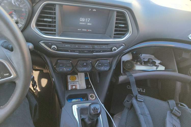 Used GAC Trumpchi GS4 2016 235T Manual Luxury Edition Audio And AC Panel