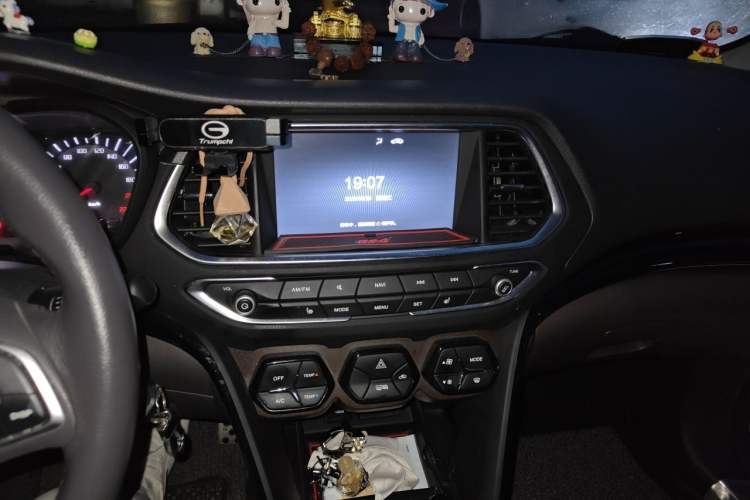 Used GAC Trumpchi GS4 2016 235T Manual Luxury Edition Audio And AC Panel