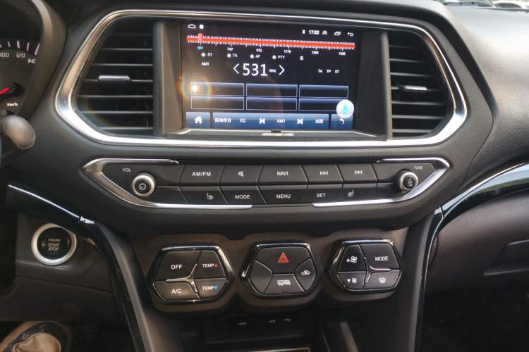 Used GAC Trumpchi GS4 2016 235T G-DCT Luxury Edition Audio And AC Panel