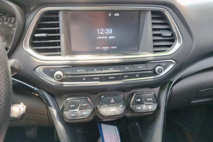 Used GAC Trumpchi GS4 2016 235T Manual Luxury Edition Audio And AC Panel