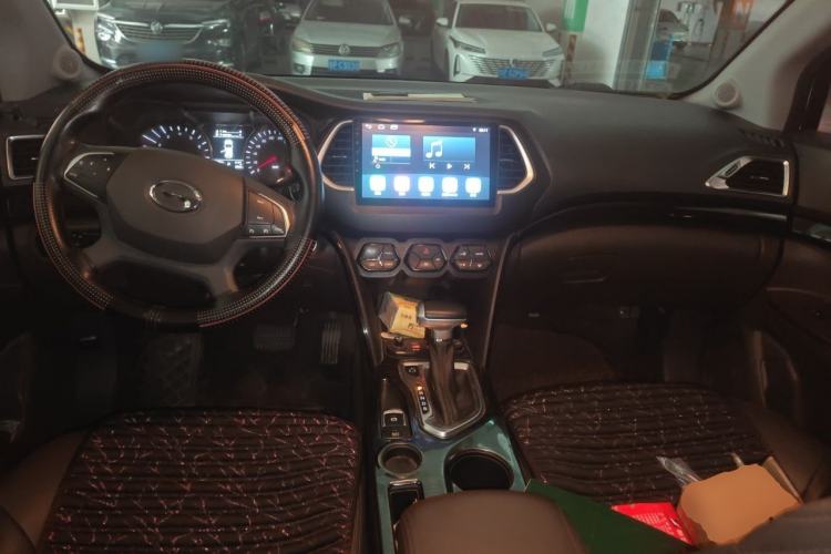 Used GAC Trumpchi GS4 2016 235T G-DCT Elite Edition Center Console
