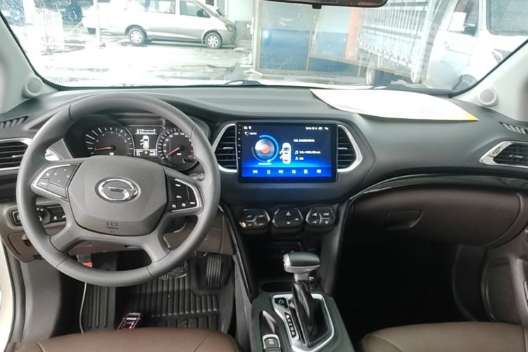 Used GAC Trumpchi GS4 2016 235T G-DCT Elite Edition Center Console