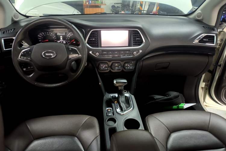 Used GAC Trumpchi GS4 2016 235T G-DCT Luxury Edition Center Console