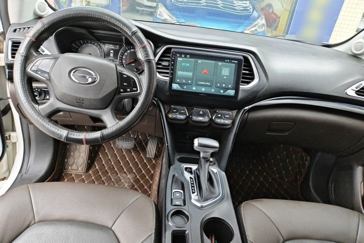 Used GAC Trumpchi GS4 2016 235T G-DCT Luxury Edition Center Console