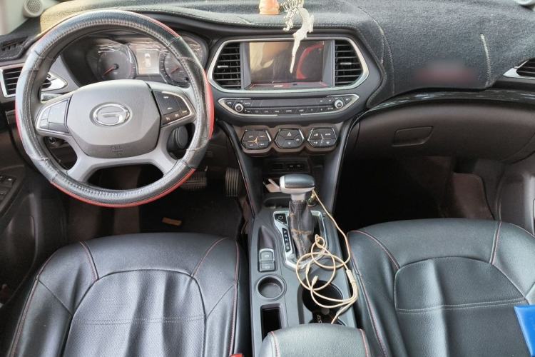 Used GAC Trumpchi GS4 2016 235T G-DCT Elite Edition Center Console