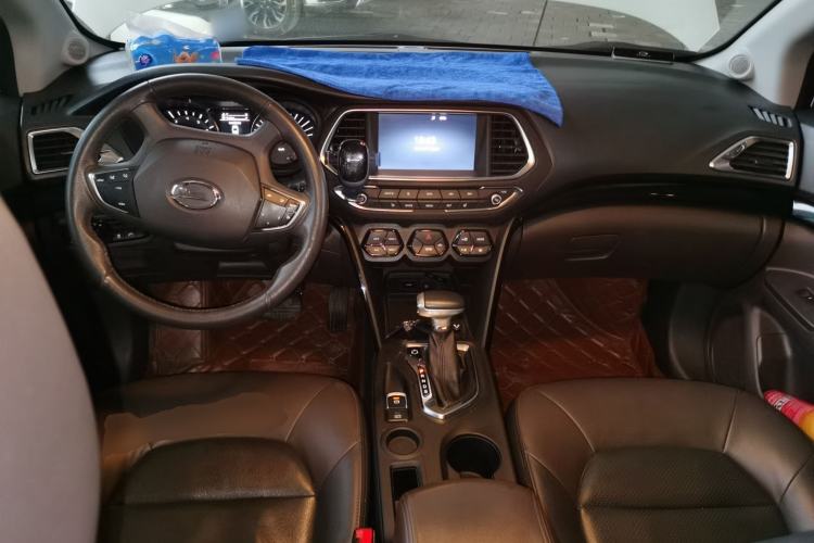 Used GAC Trumpchi GS4 2016 235T G-DCT Luxury Edition Center Console