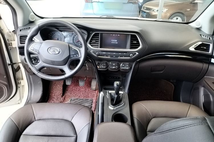 Used GAC Trumpchi GS4 2016 235T Manual Luxury Edition Center Console