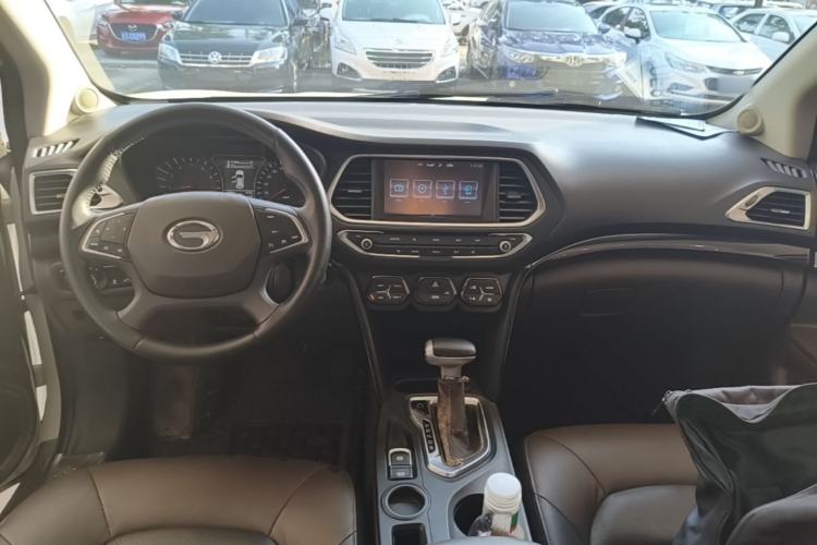 Used GAC Trumpchi GS4 2016 235T G-DCT Luxury Edition Center Console