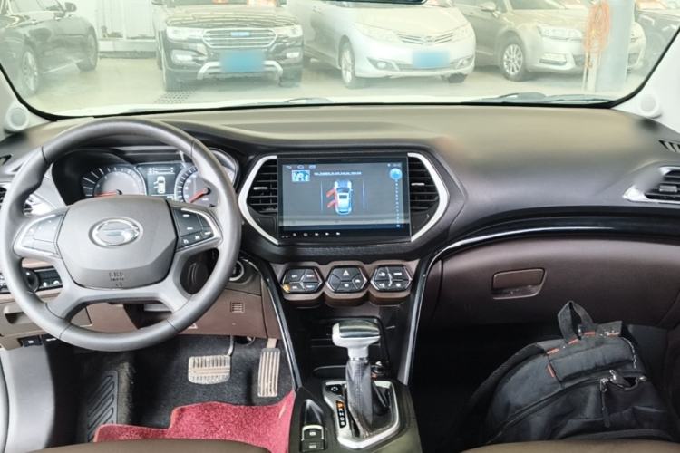 Used GAC Trumpchi GS4 2016 235T G-DCT Elite Edition Center Console