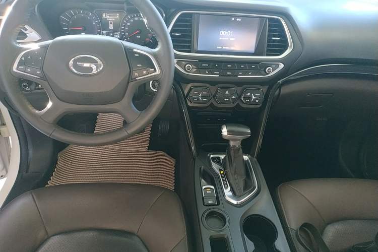 Used GAC Trumpchi GS4 2016 235T G-DCT Luxury Edition Center Console
