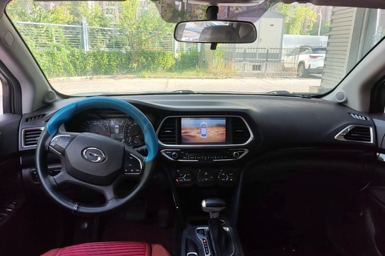 Used GAC Trumpchi GS4 2016 235T G-DCT Elite Edition Center Console