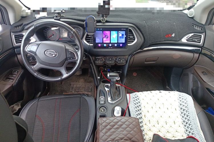 Used GAC Trumpchi GS4 2016 235T G-DCT Elite Edition Center Console