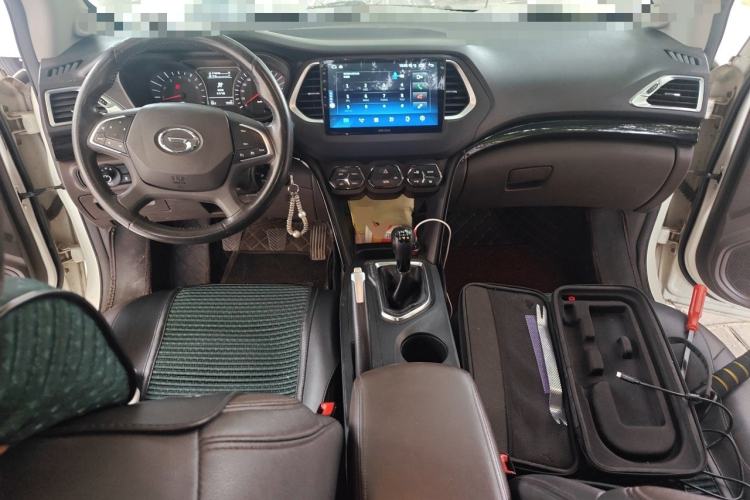 Used GAC Trumpchi GS4 2016 235T Manual Luxury Edition Center Console